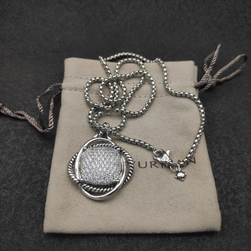 David Yurman Women's Infinity Pendant Necklace Sterling silver with Pavé Diamonds 32mm