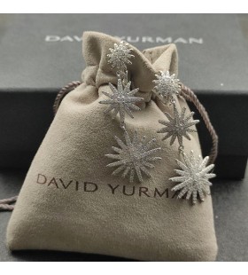David Yurman Estrela Tripla Brincos de Ouro Branco 18K com Diamantes 51mm