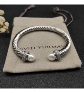 David Yurman das Mulheres Clássico Cabo Bracelete de Prata com Pérolas e Diamantes Pavé 7mm