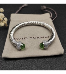 David Yurman das Mulheres Clássico Cabo Bracelete de Prata com Peridoto e Pavé de Diamantes 7mm