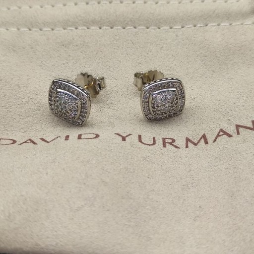 David Yurman Petite Albion Stud Orecchini in Argento con Pavé di Diamanti 5mm