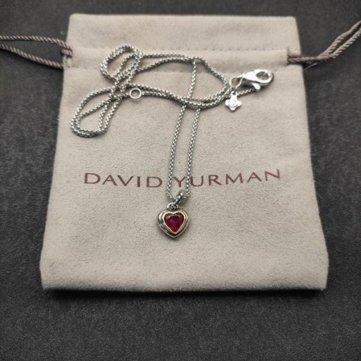David Yurman Donne Petite Cavo di Cuore Ciondolo Collana Argento con Oro Giallo 14K e Rhodolite Granato 17mm