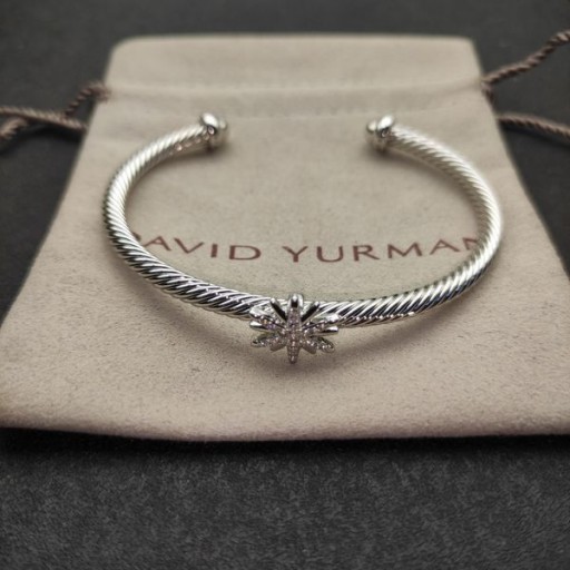 David Yurman Donne Starburst Centro Stazione Bracciale a fascia in Argento con Diamanti 3mm