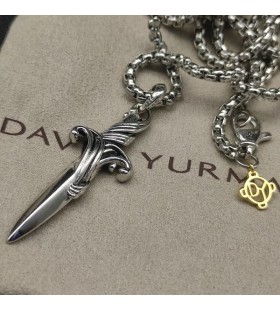 David Yurman Valuri Pumnal Amuletă de Argint cu Diamante Negre 44mm