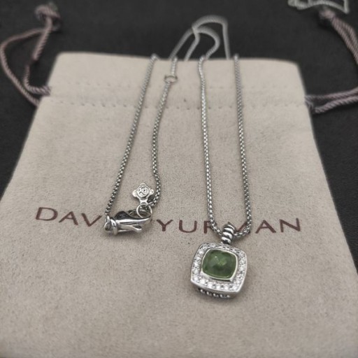 Ženska ovjes David Yurman "Albion" od srebra s перидотом i dijamantima 11 mm