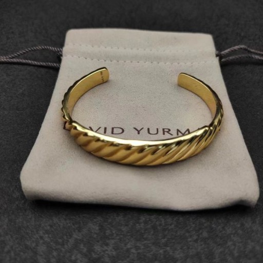 Ženski Skulpturalni Narukvica-prirubnica David Yurman od Žutog Zlata 18k 12,9 mm