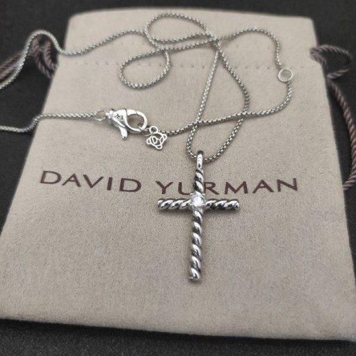 David Yurman Kvinnors Klassisk Kabel Kors Hänge i Sterling Silver med Center Diamant 19,5 mm