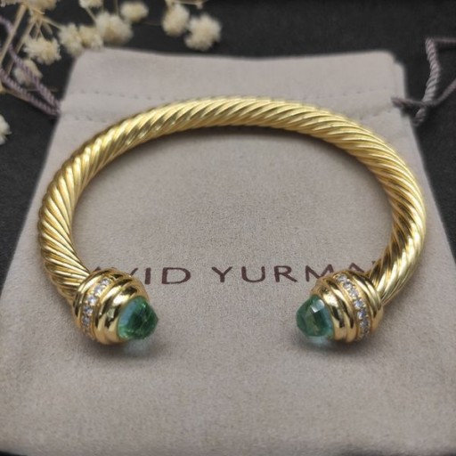 David Yurman Kvinnors Klassisk Cablespira Manschett Armband 18K Gult Guld med Blå Diamanter 7mm