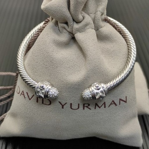 David Yurman Kvinnors Renässans Cablespira Manschett Armband Sterling Silver med Diamanter, 4mm