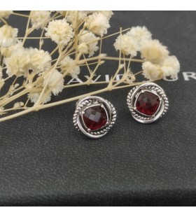 David Yurman Kvinnor Stud 7mm Viktigaste Sten Square Diamant Örhängen Röd Diamant