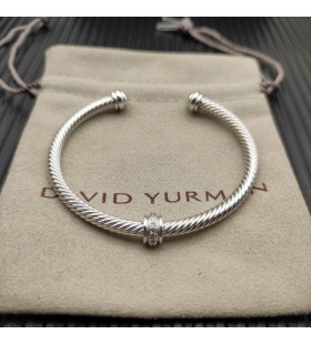 David Yurman Kvinnors Klassisk Cablespira Station Manschett Armband Sterling Silver med Diamanter, 4mm