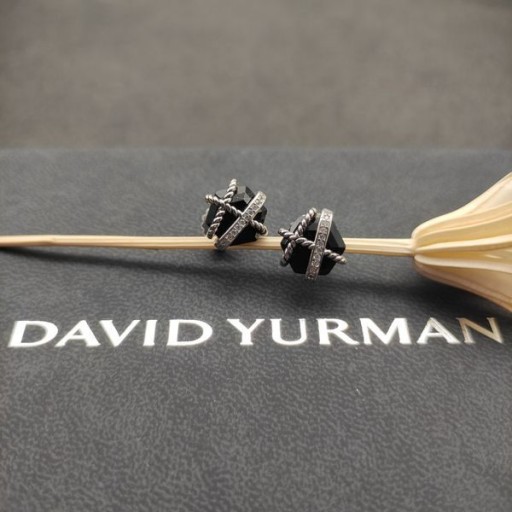 David Yurman Cable Envoltura de Aretes de Plata de ley con Ónix Negro y Diamantes 11mm