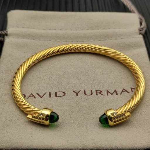 David Yurman Women ' s Classic Kabel Manchet Armband 18K Geel Goud met Donker Groene Diamant 5mm