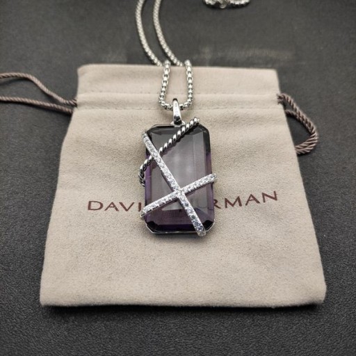 David Yurman Femmes Câble Envelopper Amulette en Argent Sterling avec de la Lavande de l'Améthyste et de Diamants 32mm