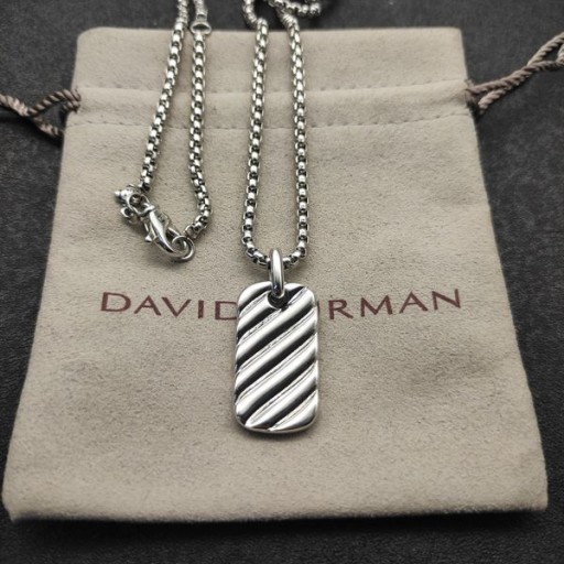 David Yurman Femmes de la Petite Sculpté Câble Tag Amulette en Argent Sterling 10mm